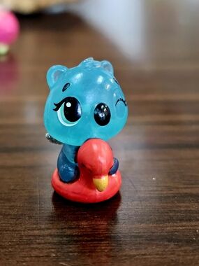 Hatchimals CollEGGtibles Season 5 MERMAL MAGIC Racing Quokkoo Special Edition